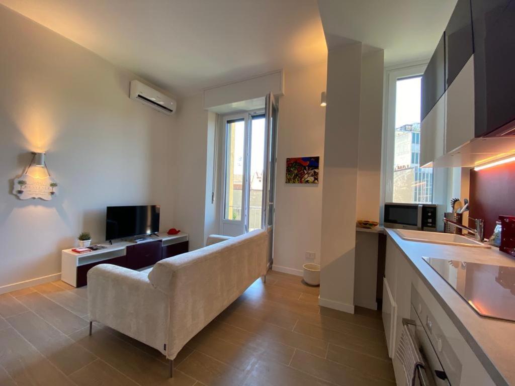 Kibilu - Viale Regina Margherita Milano Exteriör bild