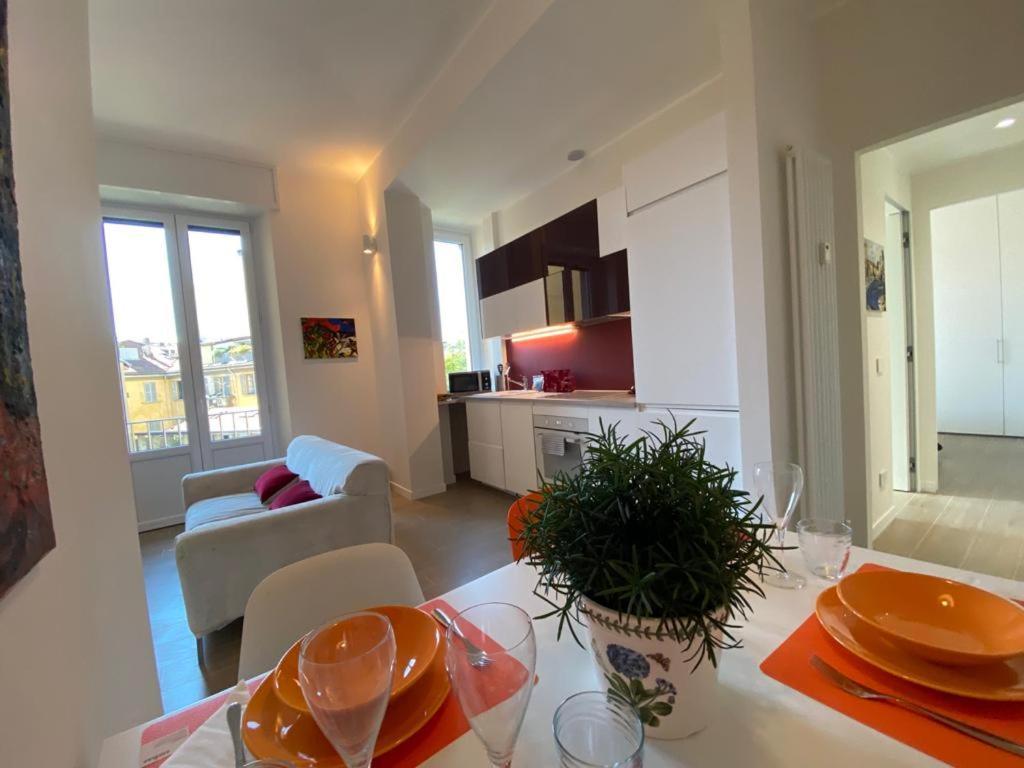 Kibilu - Viale Regina Margherita Milano Exteriör bild