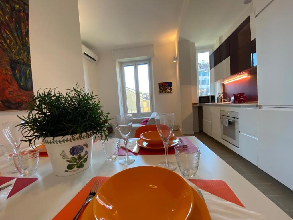 Kibilu - Viale Regina Margherita Milano Exteriör bild