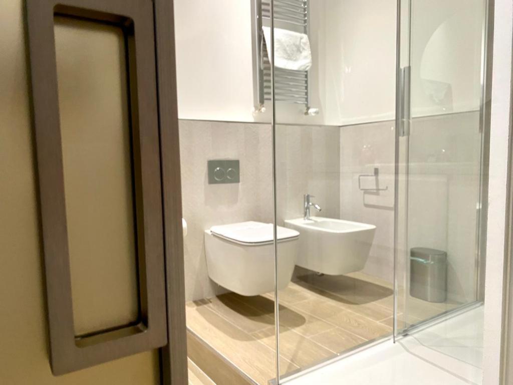 Kibilu - Viale Regina Margherita Milano Exteriör bild